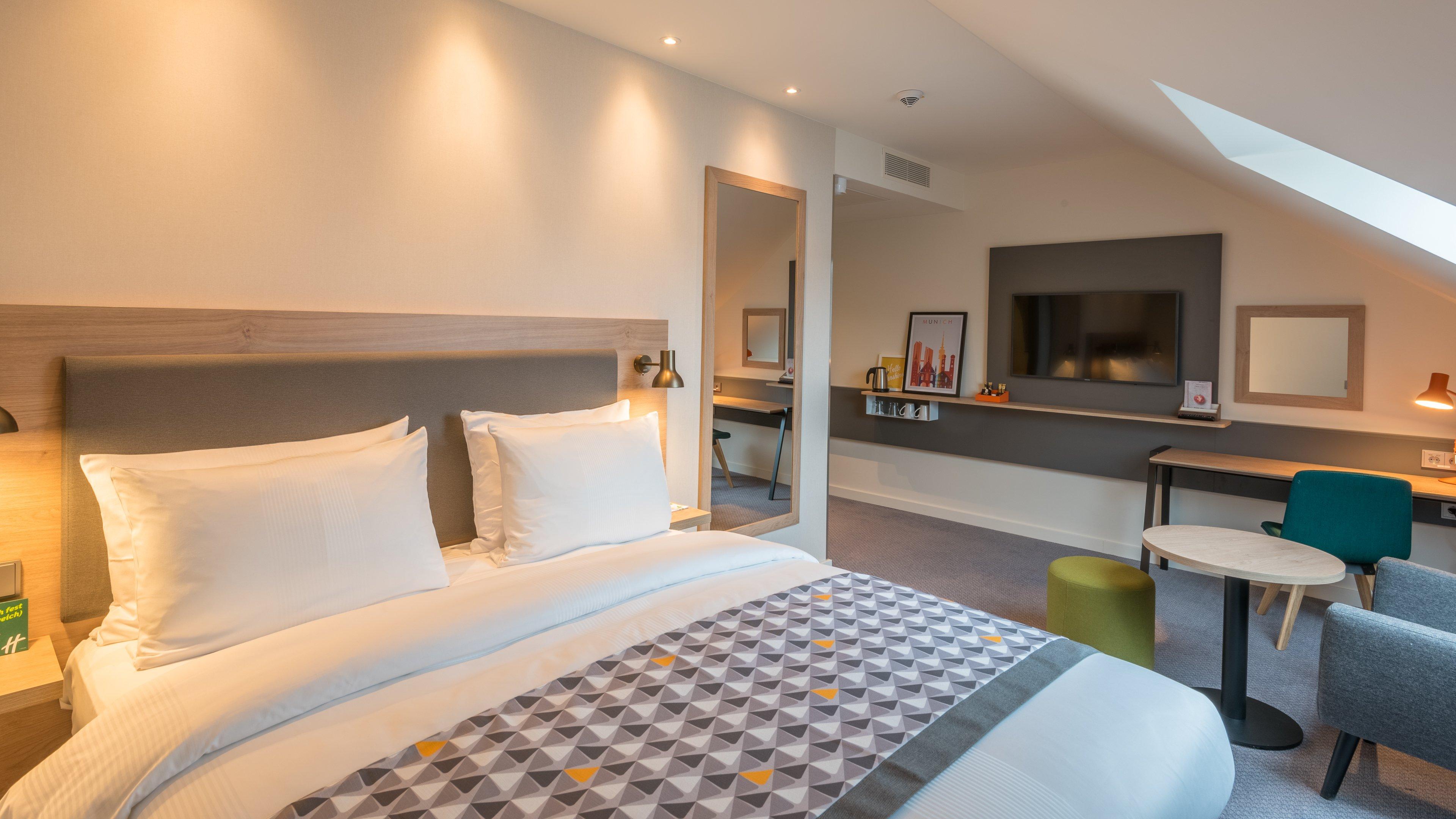 - Munich Airport, An Ihg Халльбергмос